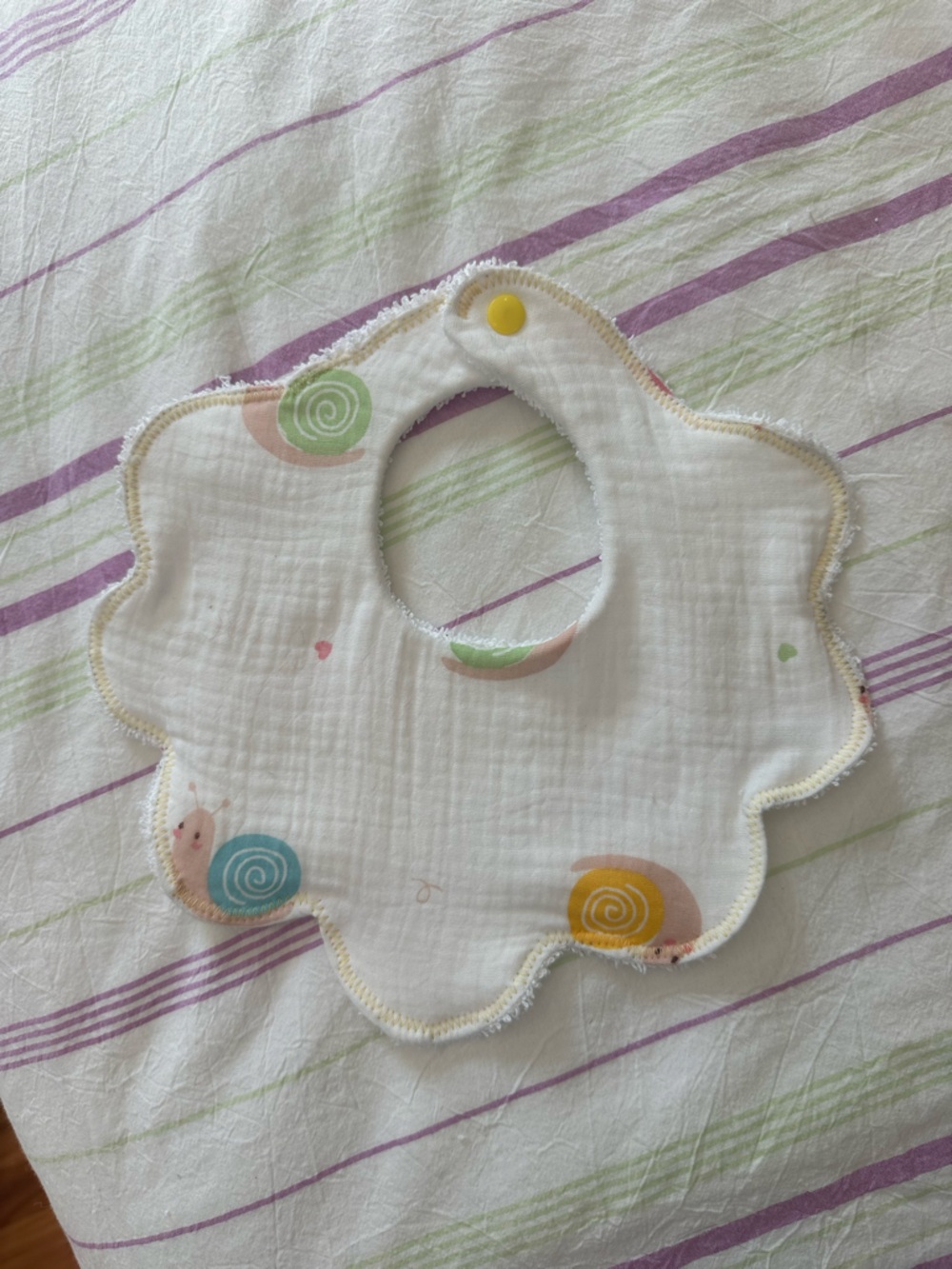 Cute Floral Baby Bib - White with snails